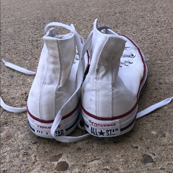 **SOLD ON M E R C A R I** white converse high tops - Picture 5 of 5